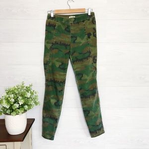 Urban Outfitters Green Camo High Rise Leggings 774